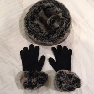 Matching set faux fur hat and gloves